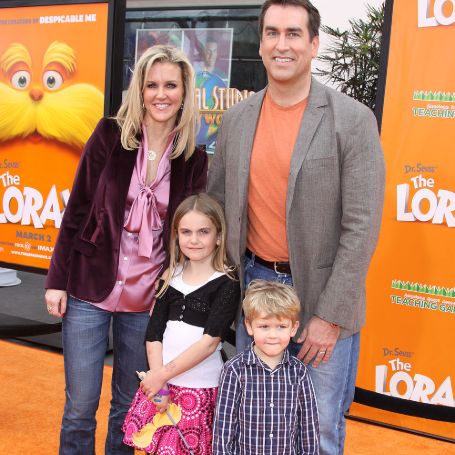 Rob Riggle with his wife and two children